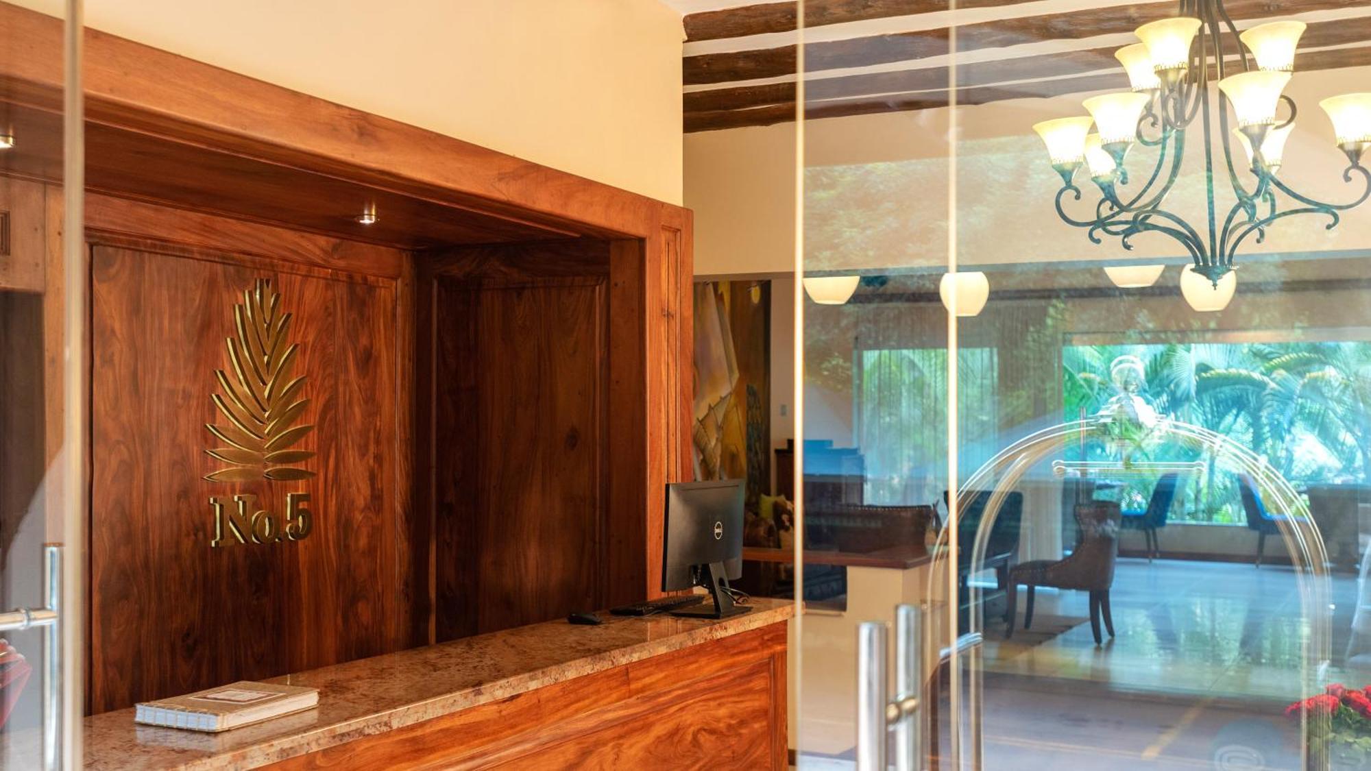 No 5 Boutique Hotel Limited Entebbe Luaran gambar